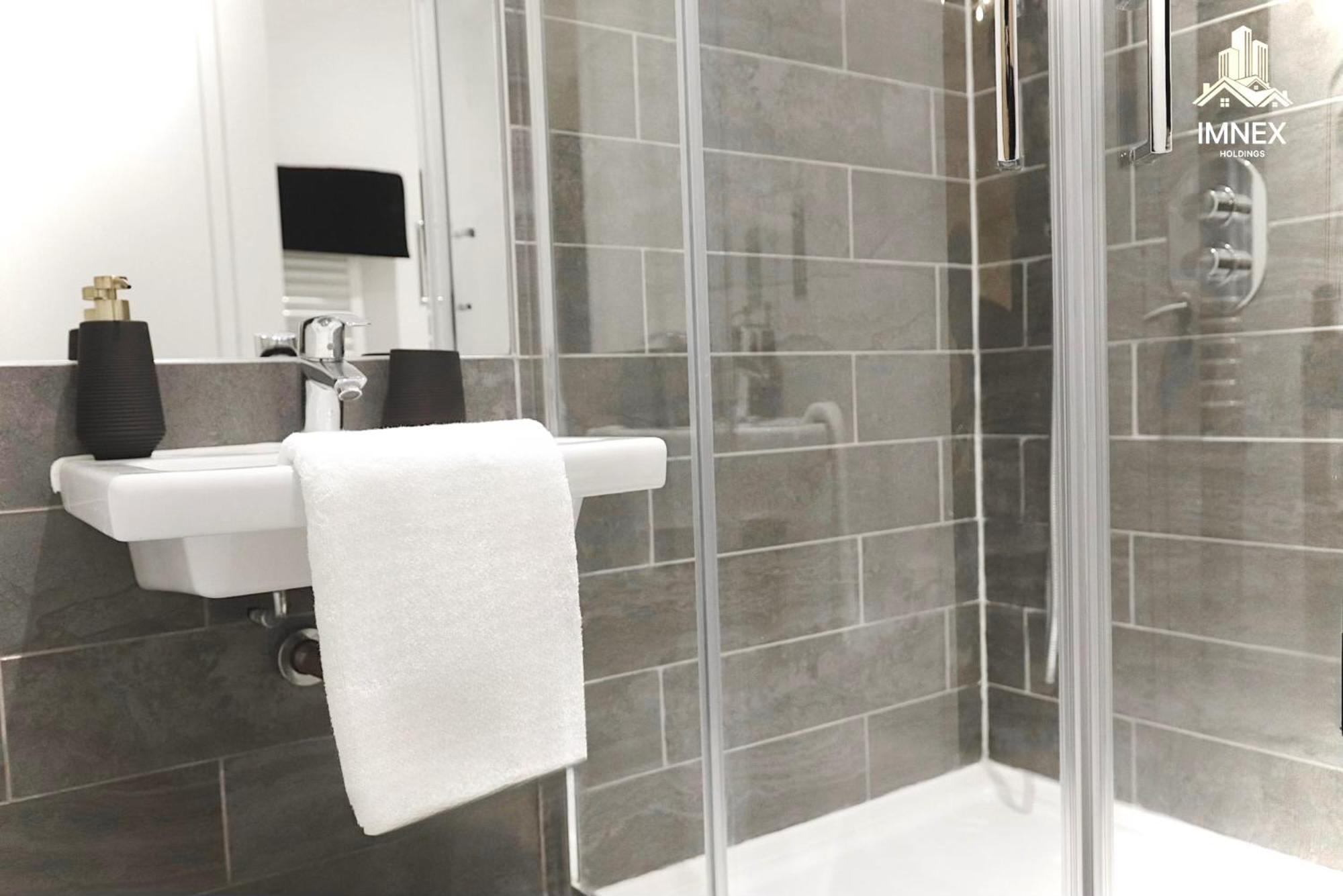 2Br Luxury Flat Belfast City Centre , Free Snacks & Free Netflix Extérieur photo